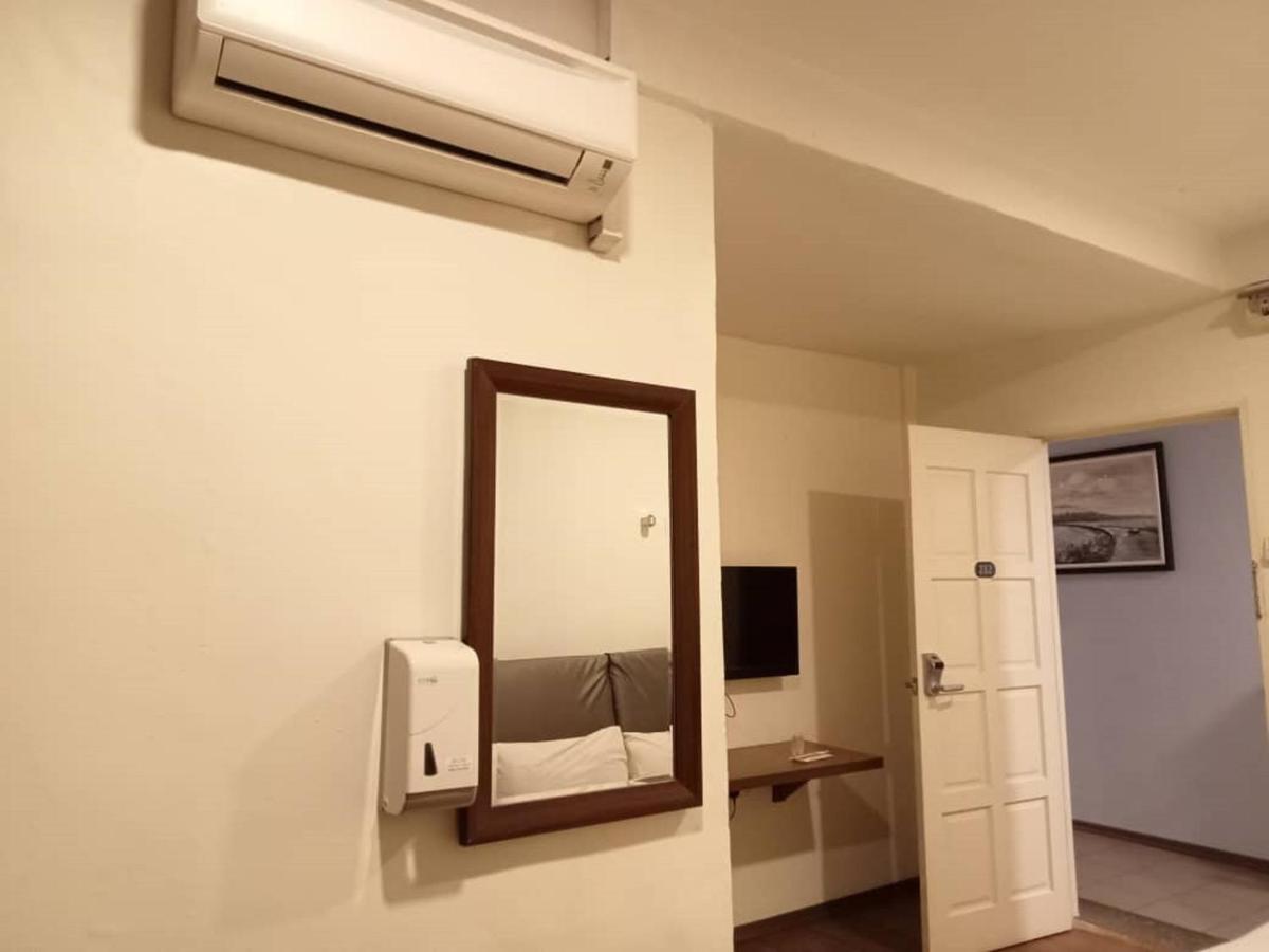 I Harmony Hotel Johor Bahru Exteriör bild